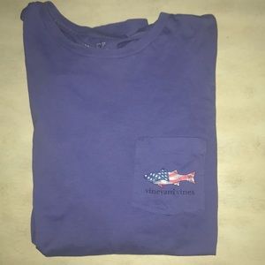 Vineyard wines men’s small blue America shirt